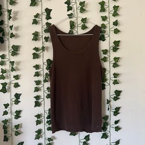 Women’s Calvin Klein Large Basic Brown Ribbed Tank Top.